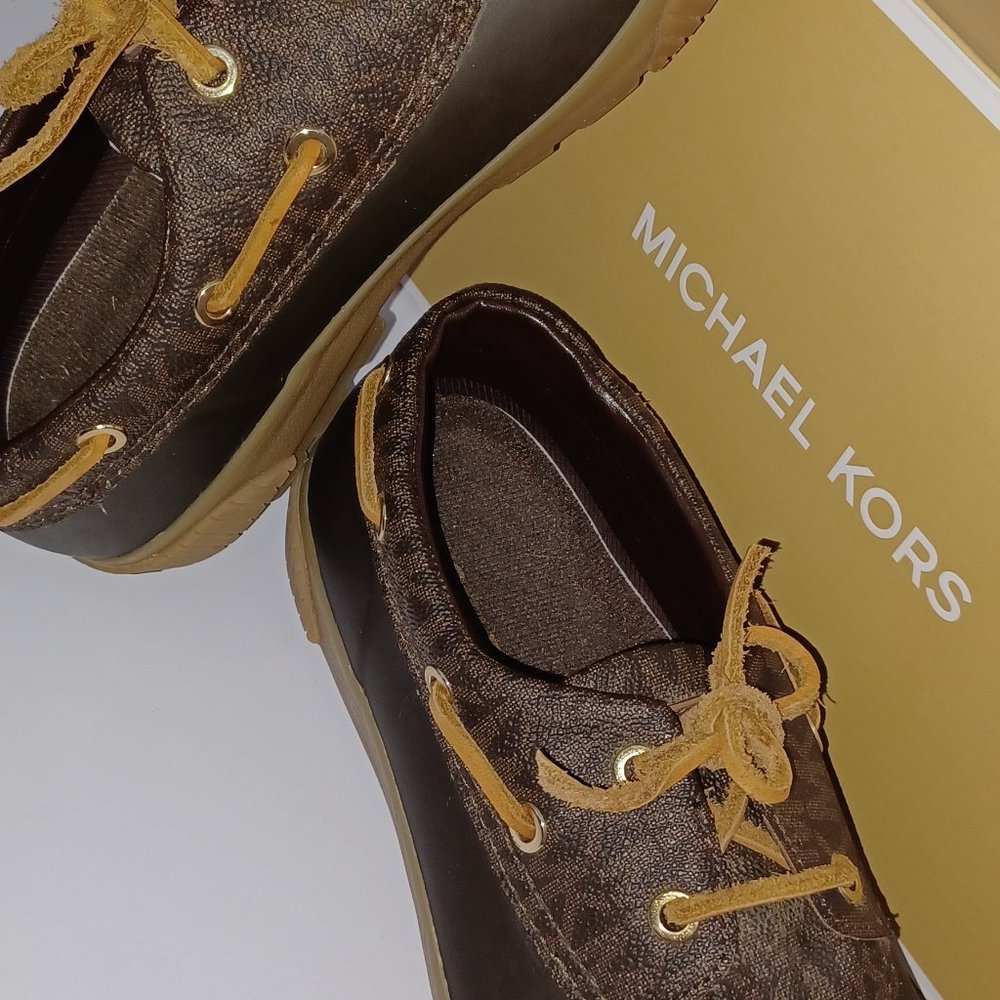 Michael Kors Brown Rubber Leather rain shoes - Picture 3 of 8